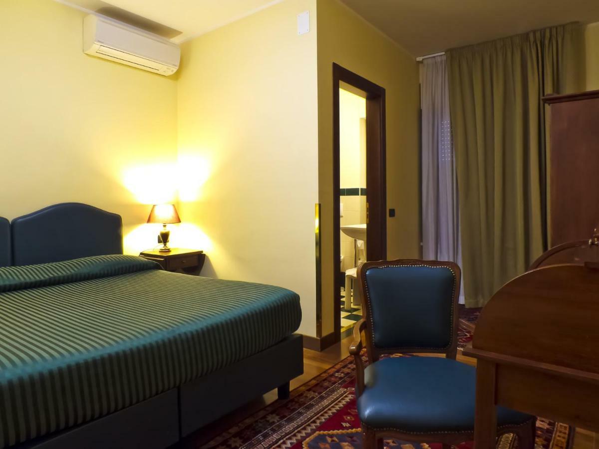 Relax Style House Central Rooms Pescara Dış mekan fotoğraf