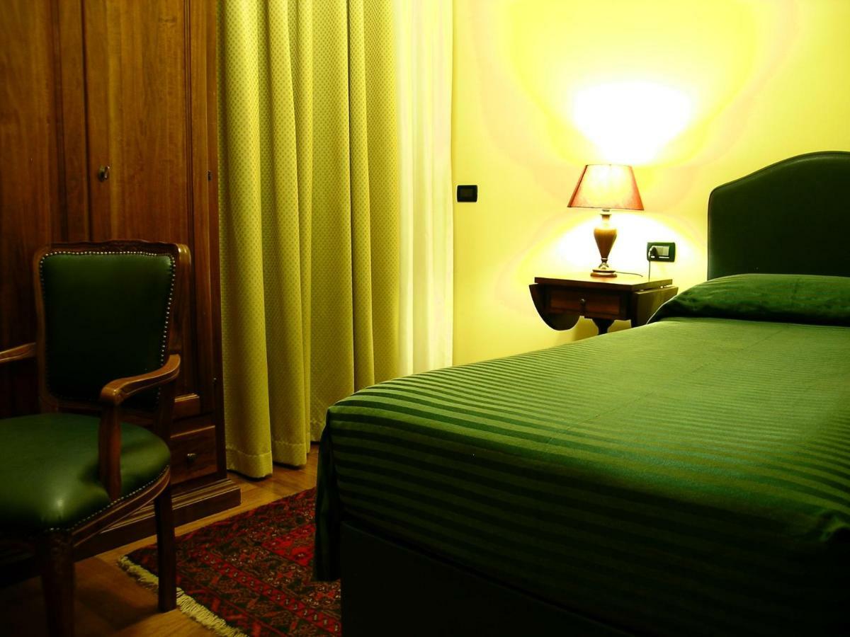 Relax Style House Central Rooms Pescara Dış mekan fotoğraf